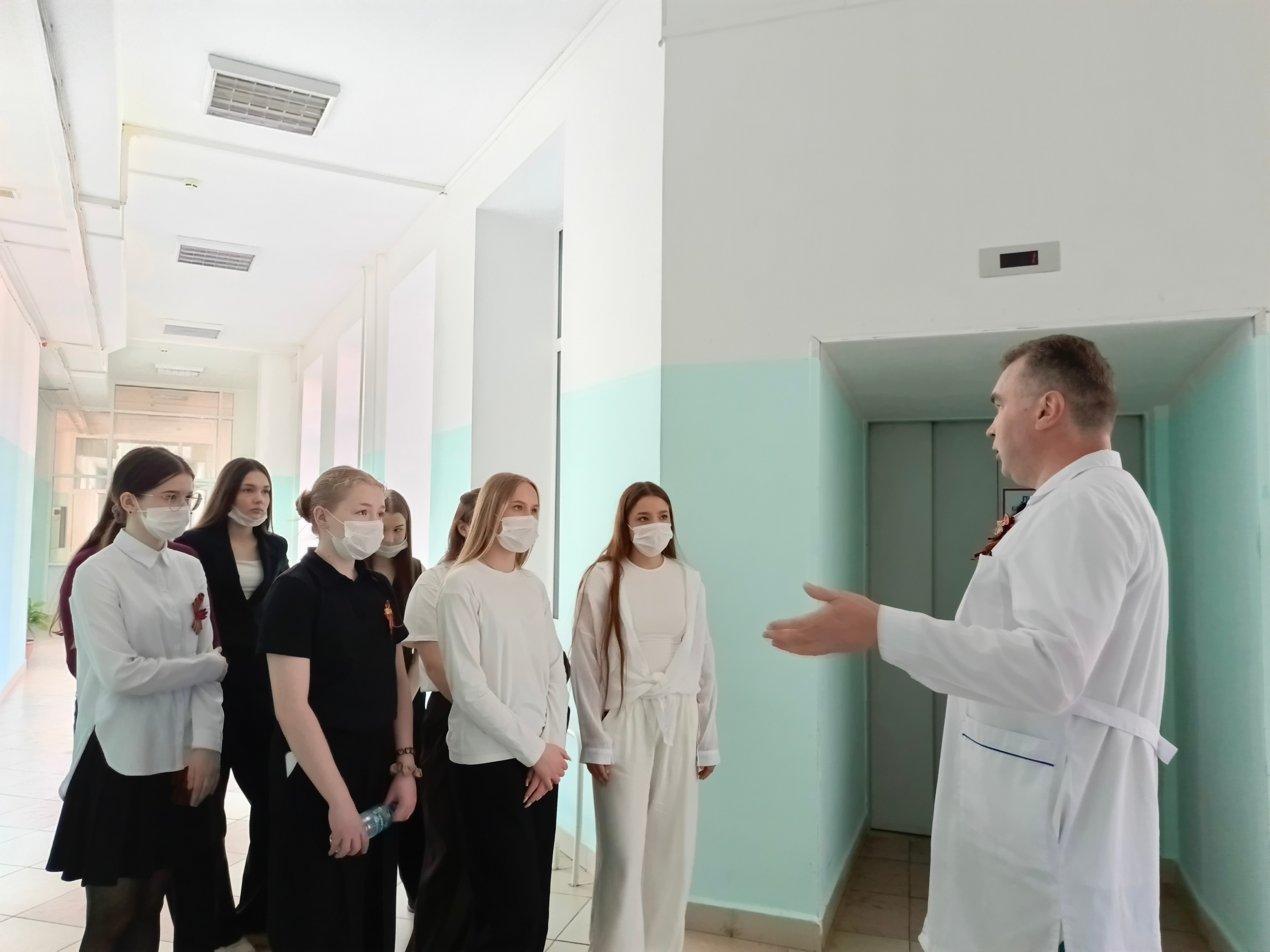 Со школьной скамьи - к белым халатам🥼